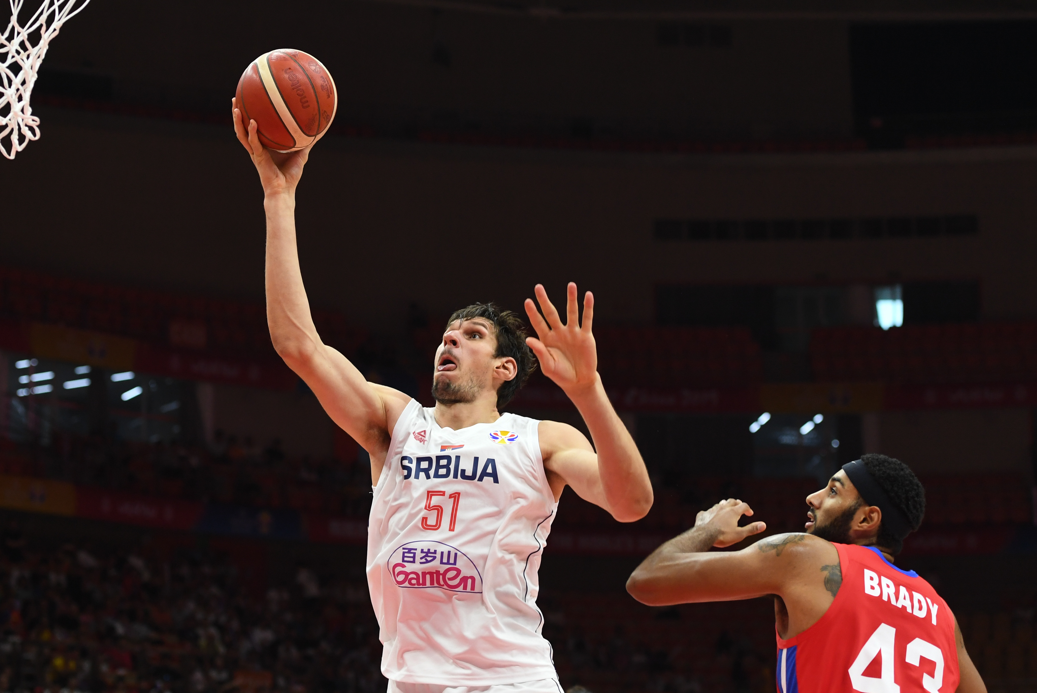 塞尔维亚击败法国获得篮球胜利 塞尔维亚击败法国获得篮球胜利